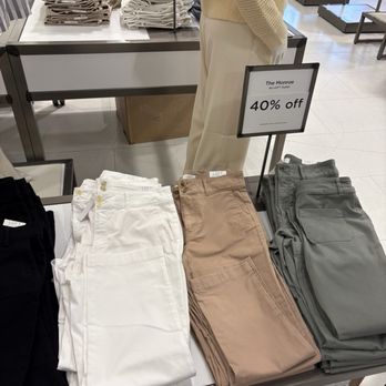 LOFT Outlet - Pants - Accessories Near Me - Orlando, Florida LOFT Outlet - Pants - Accessories Near Me - Orlando, Florida