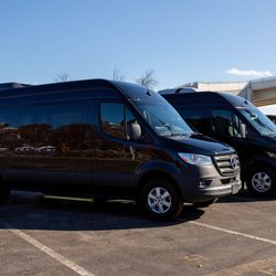 Black Car Transportation - Explore music city with our sprinter services.