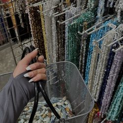 Ad Beads - Beautiful gemstone beads everywhere