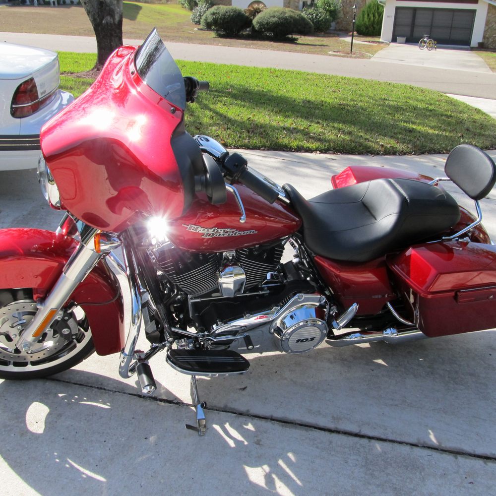Motorcycle Enthusiasts - 2013 Street Glide - Motorcycle Dealers Near Me - Spring Hill, Florida Motorcycle Enthusiasts - 2013 Street Glide - Motorcycle Dealers Near Me - Spring Hill, Florida