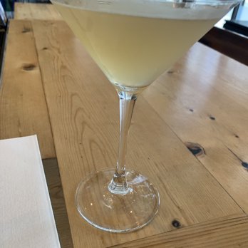 Fuji at Assembly - Lavender bees knees - Sushi Bars Near Me - Somerville, Massachusetts