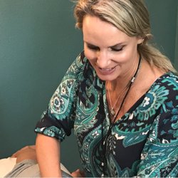 Lara Langdon PT, DPT, CSCS - Specializing in integrative physical therapy, difficult cases, holistic approach.
