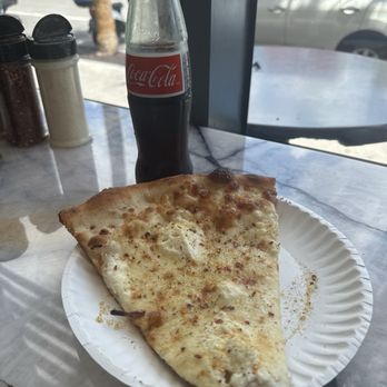Joe's Pizza - White Pizza - Pizza Near Me - Miami, Florida Joe's Pizza - White Pizza - Pizza Near Me - Miami, Florida