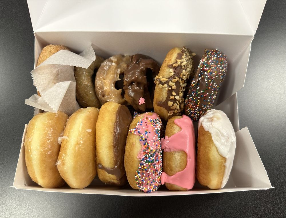 Grandview Donut Logo