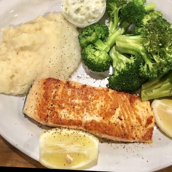 Nate'n Al's - Nate n Al's Beverly Hills deli Grilled wild caught salmon always fresh & delish - Delis Near Me - Beverly Hills, California