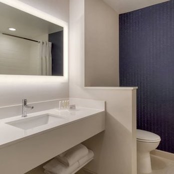 Fairfield by Marriott Inn & Suites Charlotte Belmont - Hotels Near Me - Belmont, North Carolina