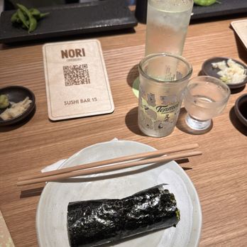 Nori Bar - Sushi Bars Near Me - Honolulu, Hawaii