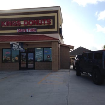 Kings Donuts - Much more easy with drive-thru instead of walk in - Donuts Near Me - Corpus Christi, Texas Kings Donuts - Much more easy with drive-thru instead of walk in - Donuts Near Me - Corpus Christi, Texas