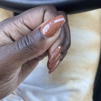 Luxy Nails - Polish dried all around fingers - Nail Salons Near Me - Atlanta, Georgia