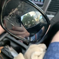 Sunglass Hut