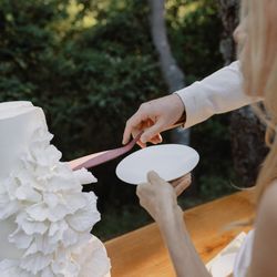 Tart and Tin Cakes & Confections - Cake cutting
