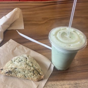 Le Reveil Coffee - Iced rose matcha + blueberry scone - Coffee & Tea Near Me - New York, New York