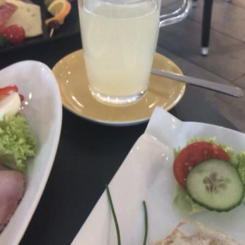Hiltner Bäckerei Konditorei - Bakeries Near Me - Amberg, BY