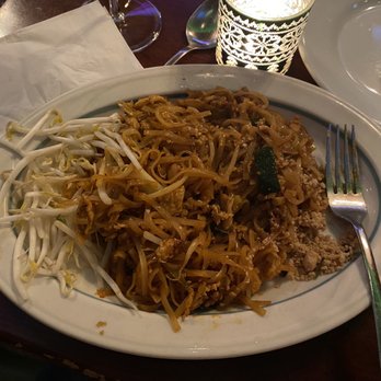 Ayada Thai - Pad Thai - Thai Near Me - Elmhurst, New York