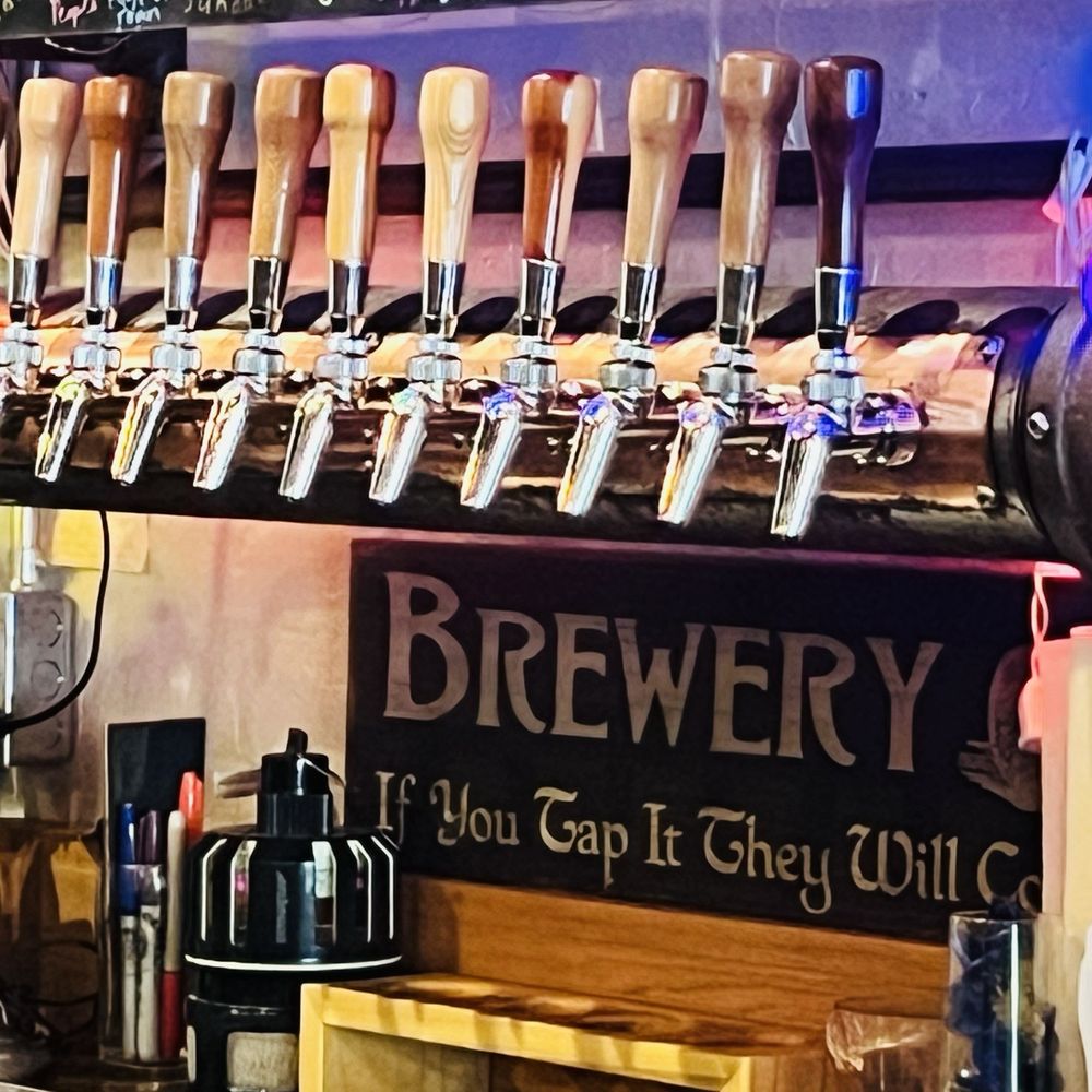Evansville Brewhouse - Breweries Near Me - Evansville, Indiana