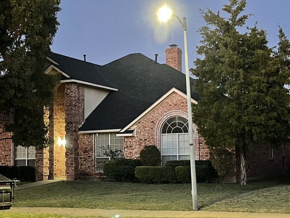 Slide of Simmons Roofing