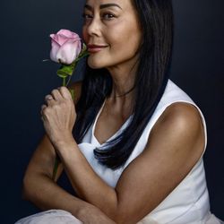 Be Radiant - Psychic rose readings - Roses are what I use to connect with your higher self