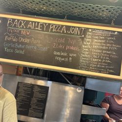 Back Alley Pizza Joint - Yes, I'm from the whole STate of Iowa....I see you @thegirlsnextdoor:)...I have a Hugh too...Mr. Andy Gahan:)