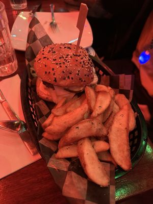 4th Wall Restaurant & Bar by null