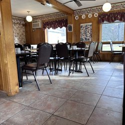 Rosie's Country Cafe - Seating and atmosphere