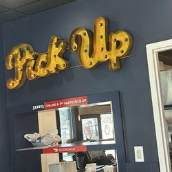 Zaxbys - Inside this location