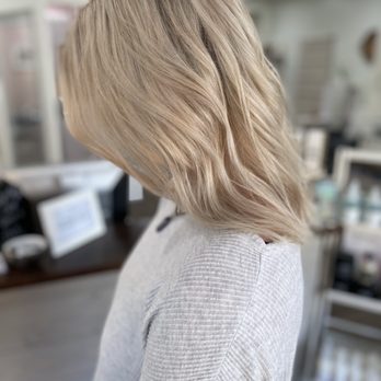 Olivia Amend Hair - Partial baby light - Hair Stylists Near Me - Cincinnati, Ohio Olivia Amend Hair - Partial baby light - Hair Stylists Near Me - Cincinnati, Ohio