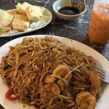 Sun Asian Kitchen - NF14.Pad Thai  A6.Fried Tofu(6) Thai Tea - Chinese Near Me - Phoenix, Arizona