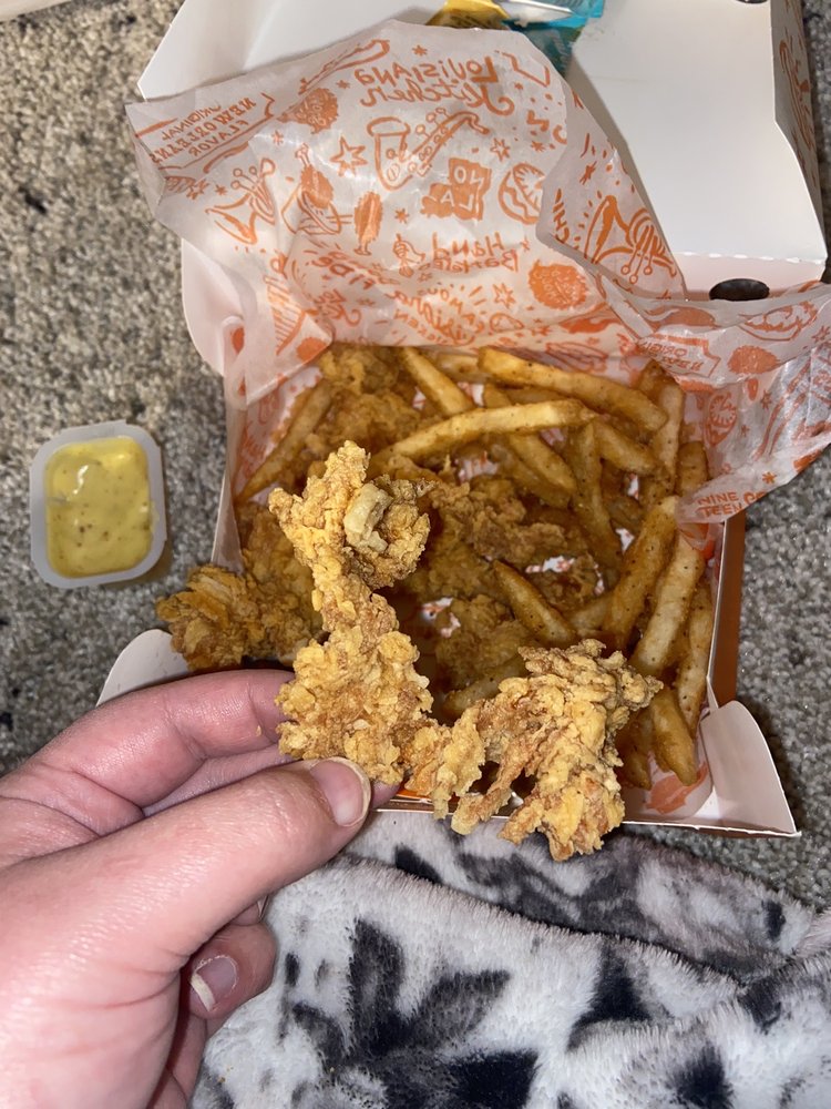 POPEYE’S LOUISIANA KITCHEN 12 Reviews 1213 SC72, Greenwood, SC