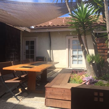 Turmeric Thai Kitchen - Outdoor patio. Temp ~75. Perfect - Thai Near Me - La Jolla, California