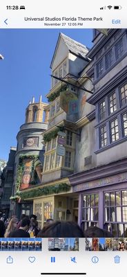 Florean Fortescue's Ice-Cream Parlour by null