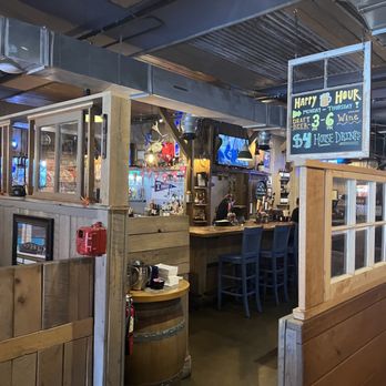Smokin Willy BBQ - Inside - Barbeque Near Me - Purcellville, Virginia Smokin Willy BBQ - Inside - Barbeque Near Me - Purcellville, Virginia