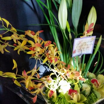 Azar's Florist - Mona, once again did an amazing job with her design. - Florists Near Me - Irvine, California