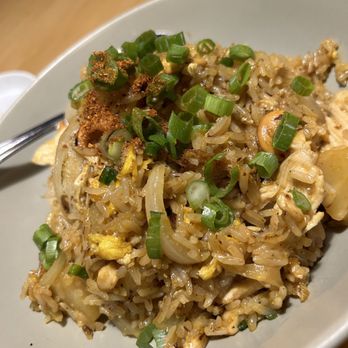 Sea Thai Restaurant - Pineapple Fried Rice - Thai Near Me - Orlando, Florida Sea Thai Restaurant - Pineapple Fried Rice - Thai Near Me - Orlando, Florida