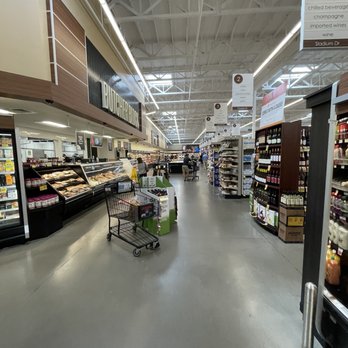 Safeway - Inside - Grocery Near Me - Sacramento, California Safeway - Inside - Grocery Near Me - Sacramento, California