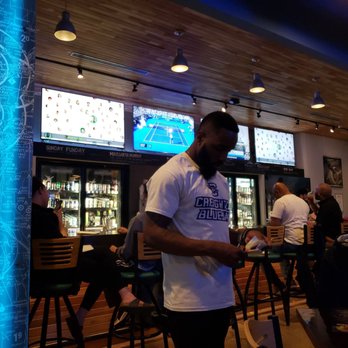 Flight Deck - Bar - New American Near Me - Omaha, Nebraska