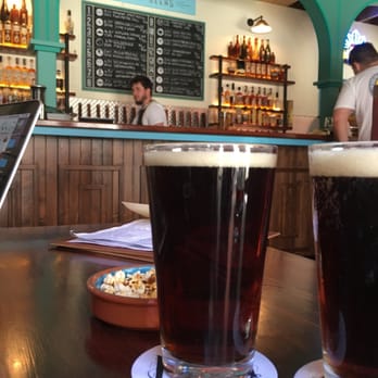NOLA Adelaide - Dark red IPA Six String 6.6% - American Near Me - Adelaide, SA NOLA Adelaide - Dark red IPA Six String 6.6% - American Near Me - Adelaide, SA