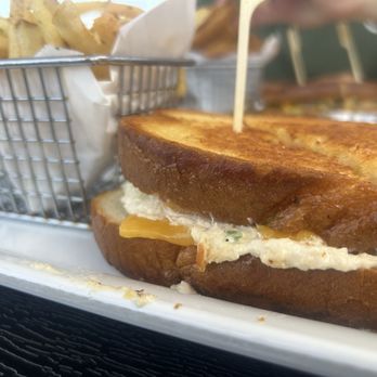 Waypoint Cafe - Old Fashioned Tuna Melt - American Near Me - Camarillo, California Waypoint Cafe - Old Fashioned Tuna Melt - American Near Me - Camarillo, California