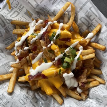 Parks Place Pub - Loaded fries - Sports Bars Near Me - Fishers, Indiana Parks Place Pub - Loaded fries - Sports Bars Near Me - Fishers, Indiana