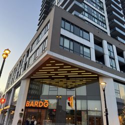 Bardō Brant - Restaurant Exterior
