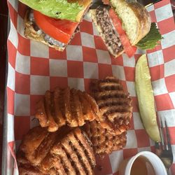The Boar's Nest 414 - OG burger & sweet potato waffle fries