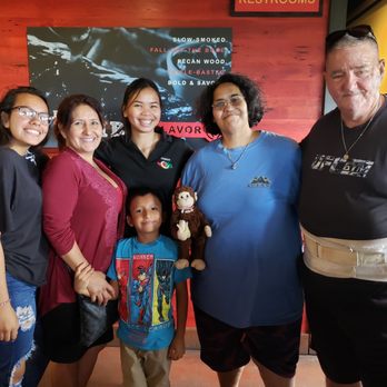 Chili's - James,Makana, Elizabeth,Liz her son Kalani and her daughter - American Near Me - Kapolei, Hawaii