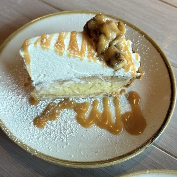 Monkeypod Kitchen by Merriman - Banana Cream Pie - New American Near Me - Kihei, Hawaii Monkeypod Kitchen by Merriman - Banana Cream Pie - New American Near Me - Kihei, Hawaii