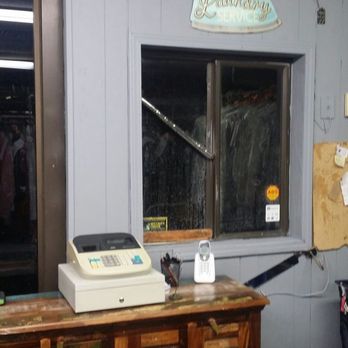 H & L Cleaners - Laundry Services Near Me - Dalton, Georgia