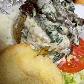 Willie's Pinchos in Orlando - Skirt Steak Mofongo - Puerto Rican Near Me - Orlando, Florida