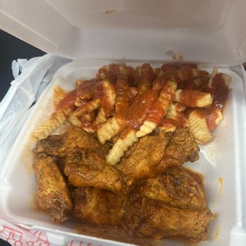 America's Buffalo Wings - 10 piece hot lemon pepper wing combo - Italian Near Me - Suffolk, Virginia