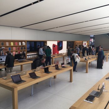 Apple Union Square - Computers Near Me - San Francisco, California