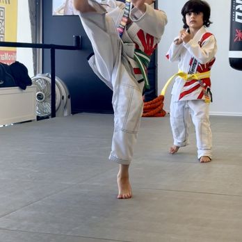 Hiro Martial Arts - Kickboxing Near Me - San Fernando Valley, California Hiro Martial Arts - Kickboxing Near Me - San Fernando Valley, California