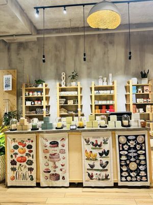 Gia and the Blooms -OTR by null