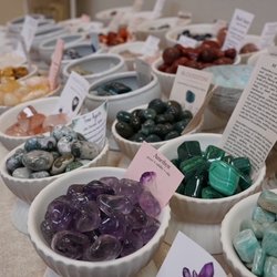 Auracle World Of Crystals