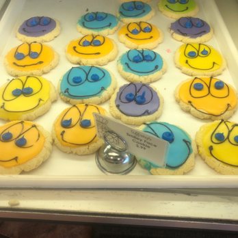 Tiffany's Bakery - Bakeries Near Me - Akron, Ohio